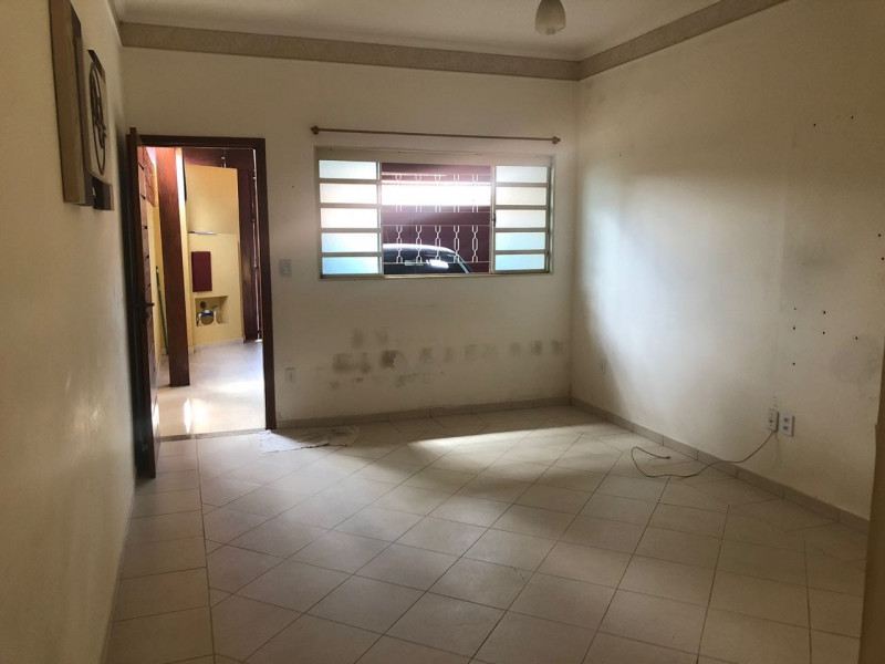 Casa à venda Jardim Dona Francisca com 129m² e 2 quartos por R$ 375.000 - 1569448059-0659aedd-b96b-436b-8fff-68060397fee1.jpg