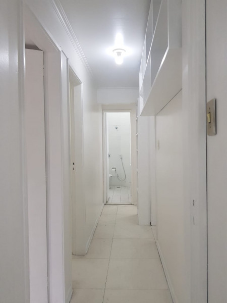 Apartamento à venda Laranjeiras com 108m² e 3 quartos por R$ 850.000 - 2061449538-corredor2.jpeg