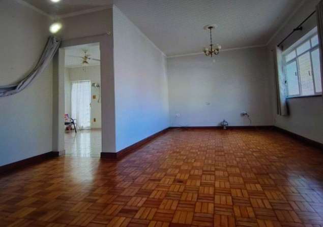 imóvel com 546m²