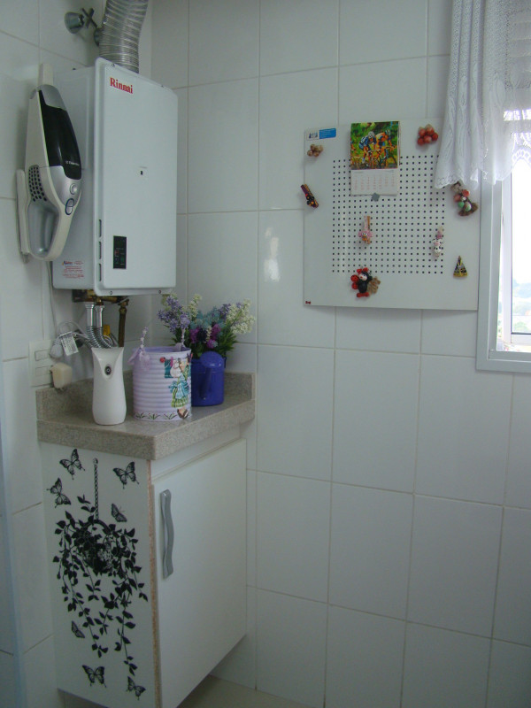 Apartamento à venda Centro com 128m² e 3 quartos por R$ 980.000 - 383707461-lavanderia.JPG