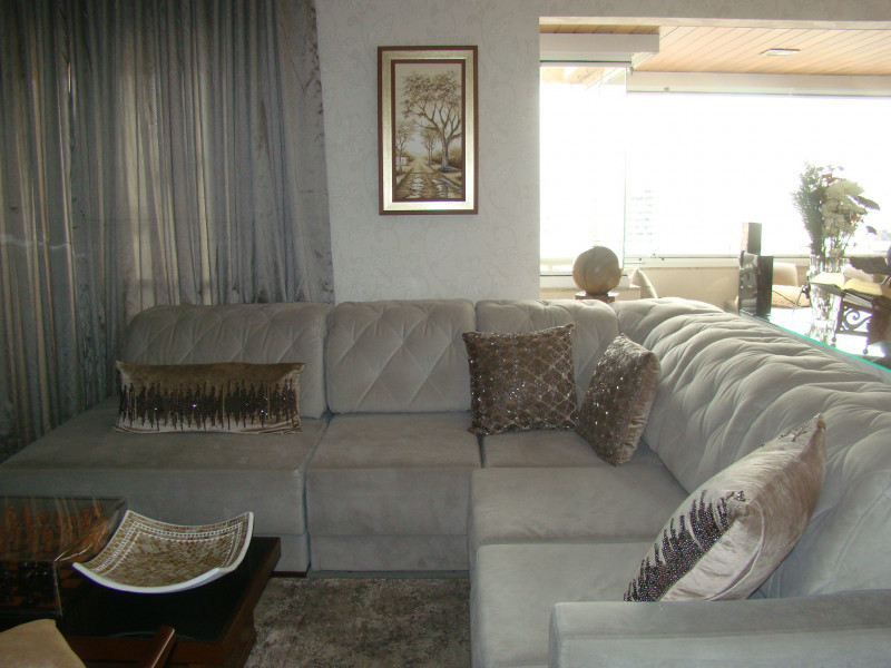 Apartamento à venda Centro com 128m² e 3 quartos por R$ 980.000 - 458791448-sala-de-estar.JPG
