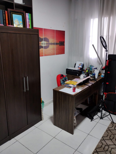 Casa à venda Jardim D'Abril com 250m² e 3 quartos por R$ 850.000 - 1675315767-img-20230517-wa0032.jpg
