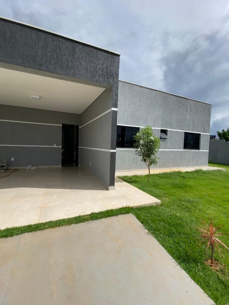 Casa à venda Centro com 800m² e 3 quartos por R$ 670.000 - 1028142912-7f94b231-fab9-488f-8696-292b5d8e919f.jpeg