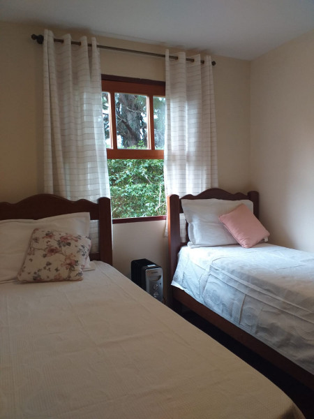 Casa à venda Castelanea com 120m² e 3 quartos por R$ 1.400.000 - 852478200-img-20230521-wa0005.jpg