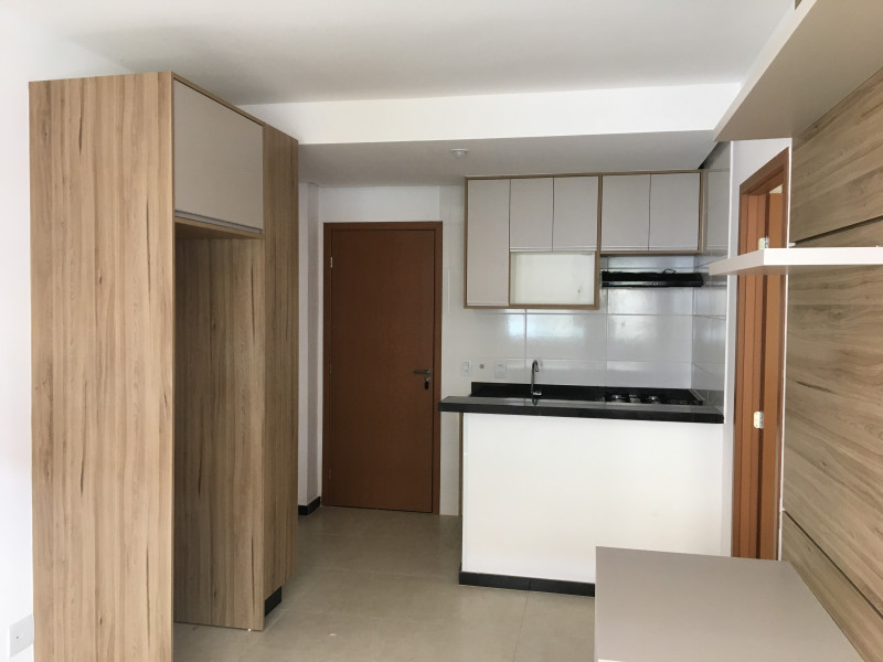 Apartamento para alugar Centro com 37m² e 1 quarto por R$ 1.650 - 1761819129-img-4550.JPG