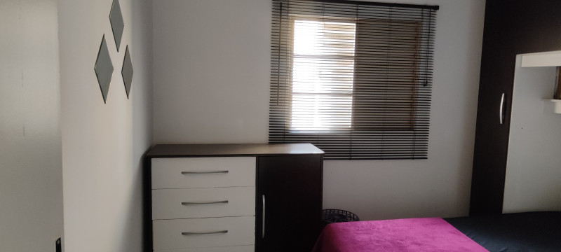 Apartamento à venda Jardim Santa Inês II com 54m² e 2 quartos por R$ 180.000 - 735884310-img-20230404-125539.jpg