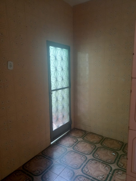 Casa à venda Centro com 92m² e 2 quartos por R$ 80.000 - 275627896-8.jpeg