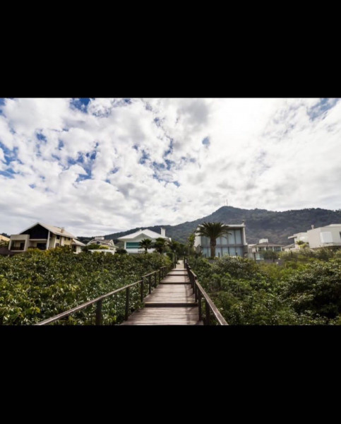 Terreno à venda Região das Praias com 871m² e 1 quarto por R$ 4.500.000 - 612969420-15324960-55b0-47e5-bd07-cb96d7b672a0.jpg