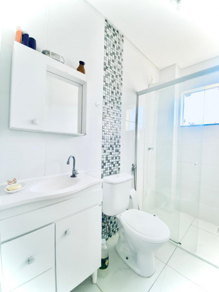 Apartamento à venda Ingleses do Rio Vermelho com 72m² e 2 quartos por R$ 444.000 - 843081279-img-20230523-wa0130.jpg