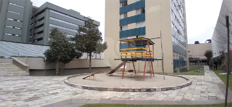 Apartamento à venda Cabral com 80m² e 3 quartos por R$ 515.000 - 1827942458-27c467ed04312f1d097a1e2ddc0cce7f.png