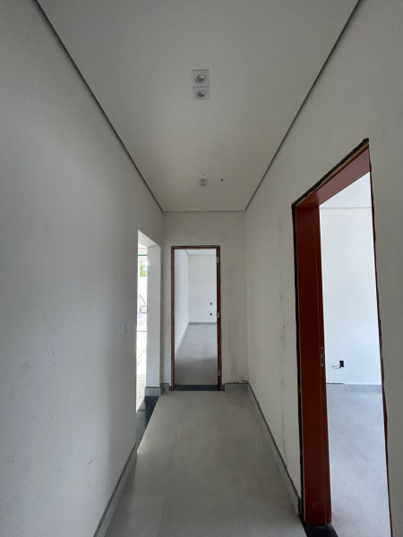 Casa de condomínio à venda Ponta Negra com 150m² e 3 quartos por R$ 799.000 - 1565527290-whatsapp-image-2023-05-26-at-16.jpeg