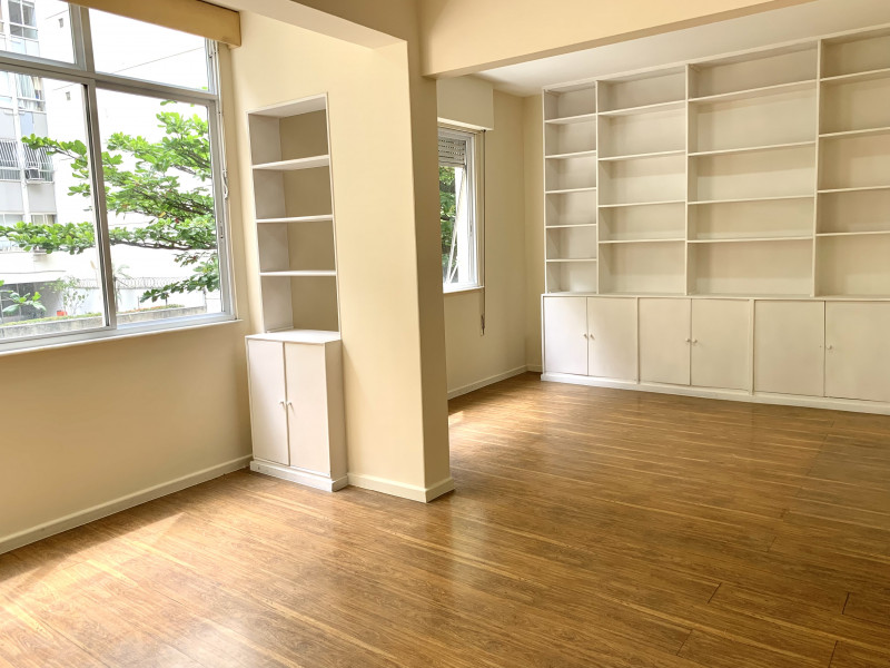 Apartamento à venda Copacabana com 115m² e 3 quartos por R$ 1.030.000 - 857861560-img-6871.jpeg