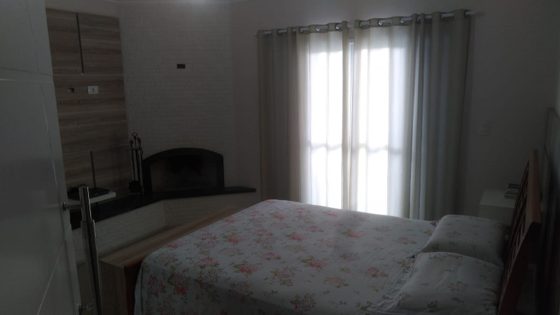 Casa à venda Centro Alto com 400m² e 3 quartos por R$ 1.200.000 - 2042229116-suite-master.jpg