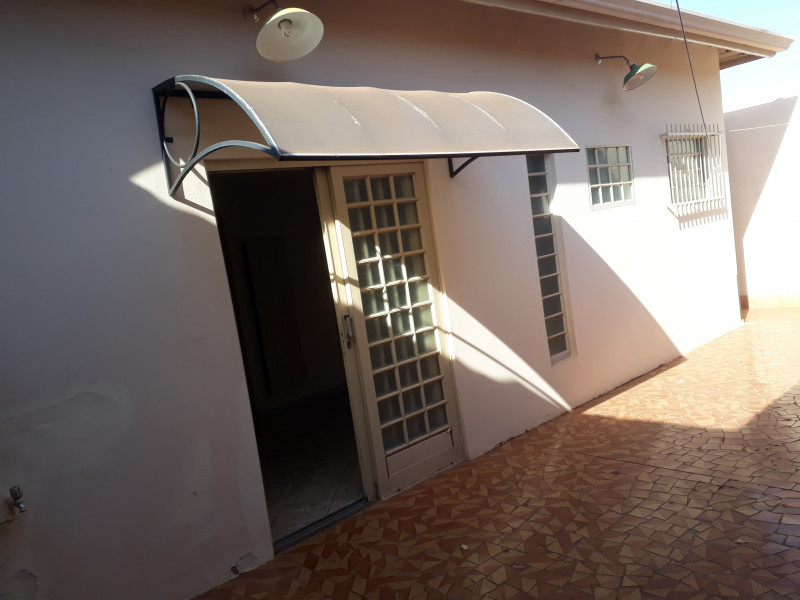 Casa à venda Jd Vista Alegre com 197m² e 3 quartos por R$ 500 - 2060213552-20220803-150722.jpg