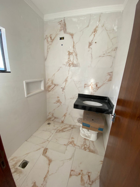 Casa à venda Campina da Barra com 92m² e 3 quartos por R$ 450 - 85984434-banheiro-com-pia.jpg