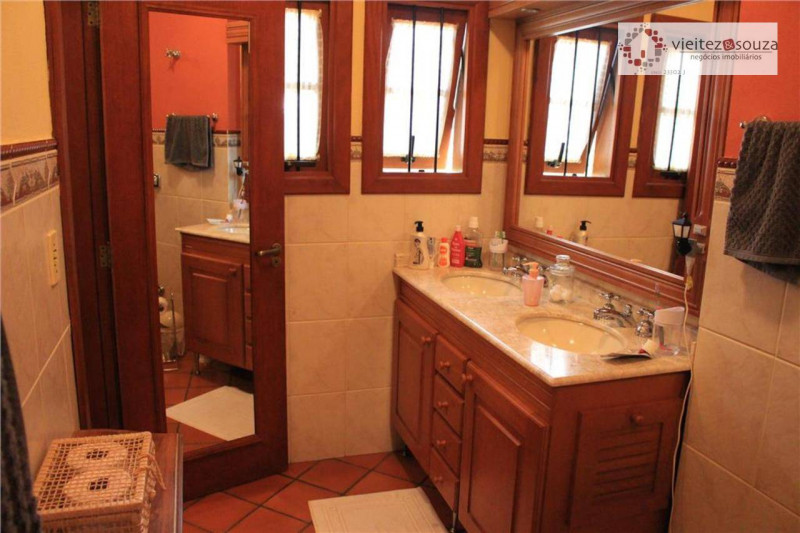 Casa à venda Centro com 400m² e 3 quartos por R$ 1.600.000 - 1299655669-wc-suite-master-1.jpg