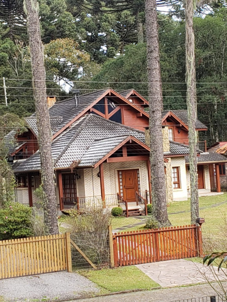 Casa à venda Centro com 400m² e 3 quartos por R$ 1.600.000 - 1465007394-casa-frente.jpg