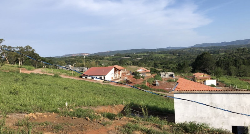 Terreno à venda Itapeti com 600m² e 1 quarto por R$ 100.000 - 779458035-img-1078.jpeg