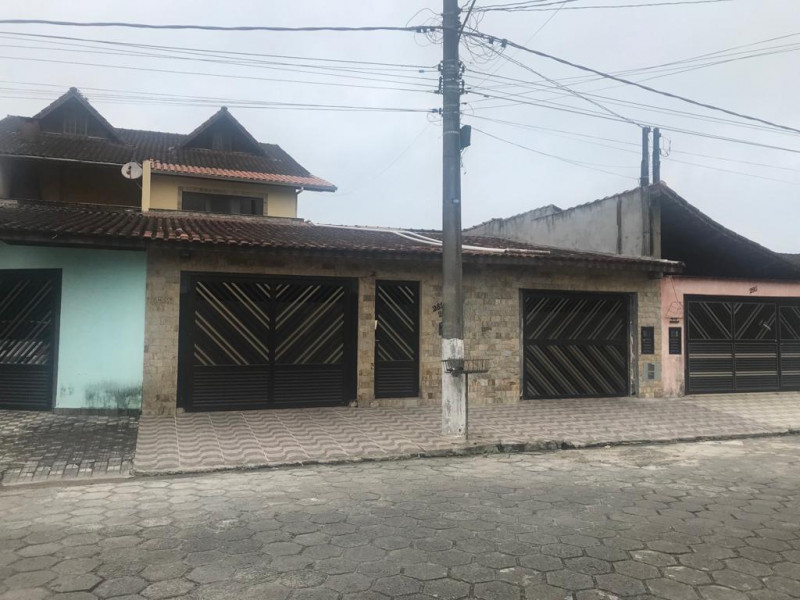 Casa à venda Balneario Umurama com 260m² e 5 quartos por R$ 800.000 - 420334667-whatsapp-image-2022-05-04-at-12.jpeg