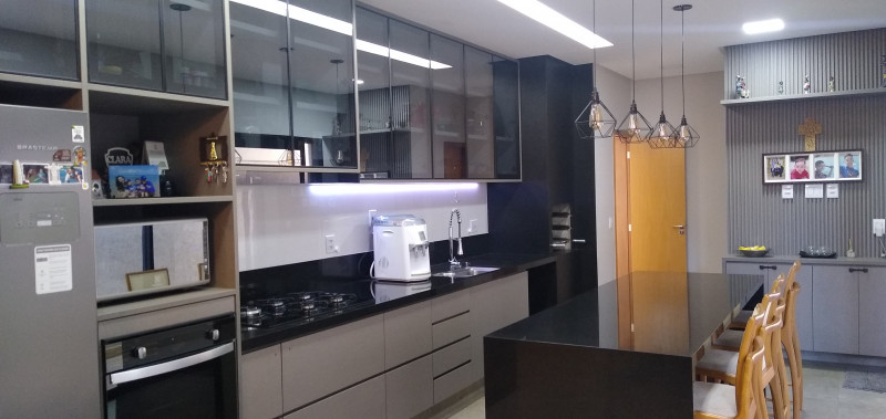 Casa de condomínio à venda Residencial Araguaia com 146m² e 3 quartos por R$ 1.250.000 - 482963002-img-20230521-104817875-mp.jpg