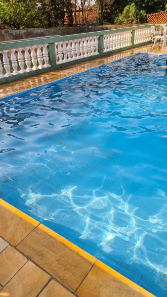 Chácara à venda Village Campinas com 1356m² e 3 quartos por R$ 880.000 - 1302547112-piscina1.jpg