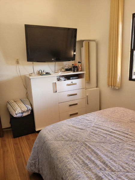 Chácara à venda Village Campinas com 1356m² e 3 quartos por R$ 880.000 - 1975965338-suite.jpg