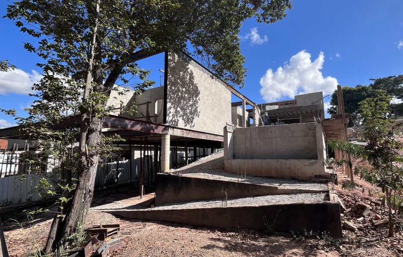 Casa de condomínio à venda Jardim Botanico com 550m² e 3 quartos por R$ 2.175.000 - 319605683-captura-de-tela-2023-05-30-as-12.png