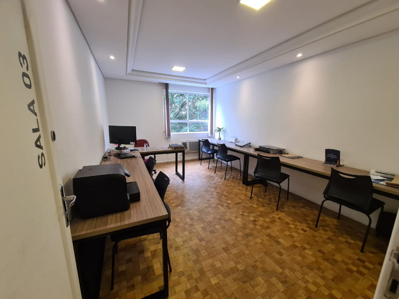 Comercial para alugar Seminário com 119m² e 1 quarto por R$ 1.300 - 1520079090-whatsapp-image-2023-05-22-at-14.jpeg