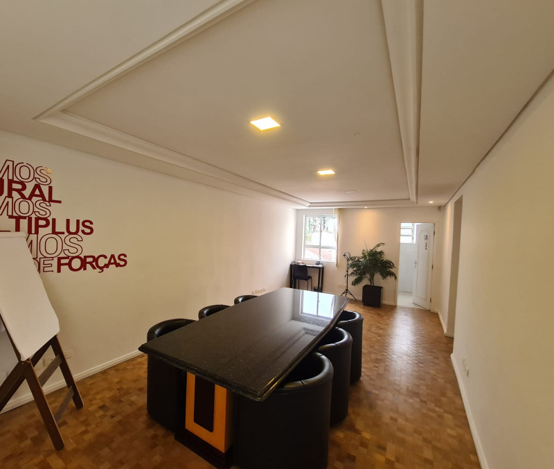 Comercial para alugar Seminário com 119m² e 1 quarto por R$ 1.300 - 1902295918-whatsapp-image-2023-05-22-at-14.jpeg
