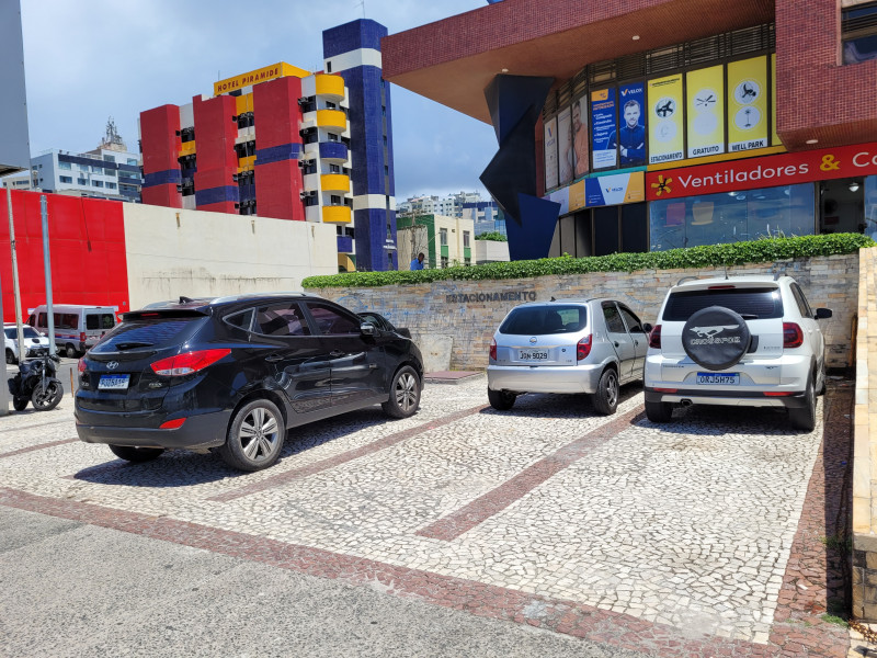 Comercial à venda Pituba com 26m² e 1 quarto por R$ 138.000 - 901958048-20221029-101451.jpg