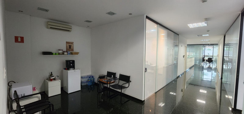 Comercial à venda Mooca com 1000m² e 1 quarto por R$ 8.000.000 - 1045661515-photo-2023-05-31-22-15-40.jpg