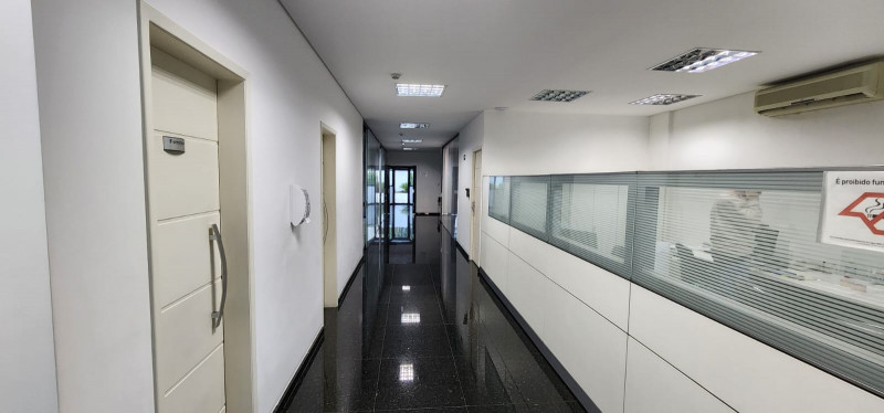 Comercial à venda Mooca com 1000m² e 1 quarto por R$ 8.000.000 - 1089785247-photo-2023-05-31-22-15-39-1.jpg