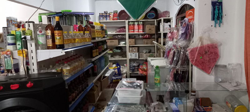 Comercial à venda Osmar Cabral com 200m² e 1 quarto por R$ 350.000 - 805150904-20210320-191033.jpg