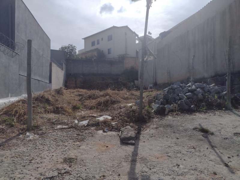Terreno à venda Sapucaia II com 270m² e 1 quarto por R$ 370.000 - 1681805593-img-20230512-wa0046.jpg