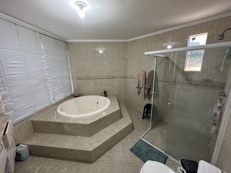 Casa à venda Ariribá com 260m² e 5 quartos por R$ 1.500.000 - 1338714957-img-3730.jpeg