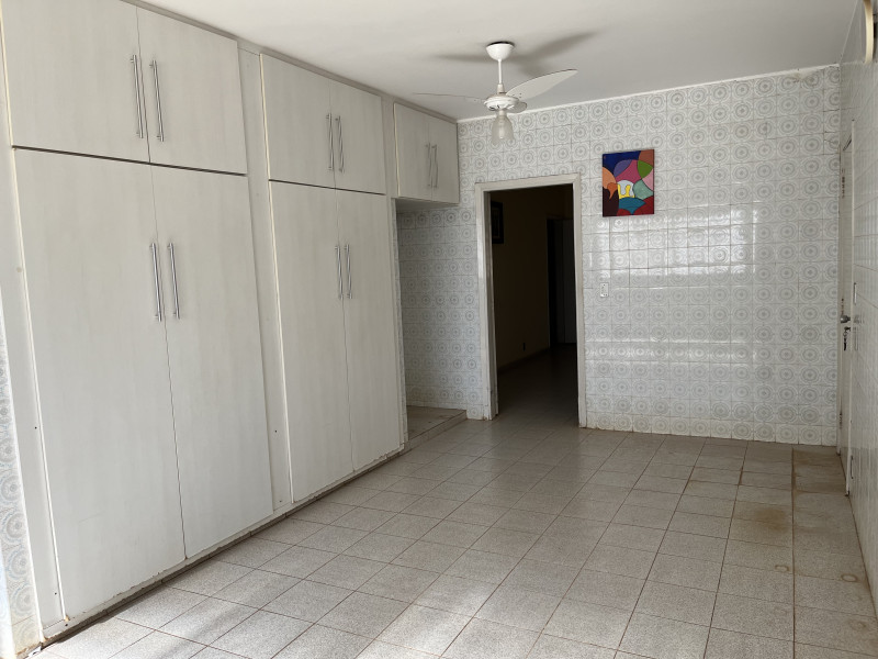 Casa à venda Centro com 211920m² e 4 quartos por R$ 950.000 - 1030836122-img-8239.jpeg