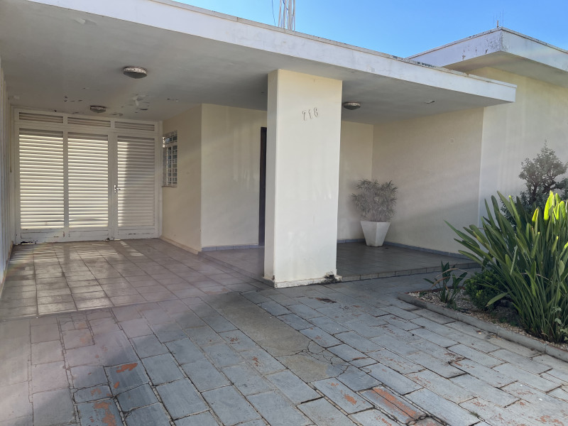 Casa à venda Centro com 211920m² e 4 quartos por R$ 950.000 - 1325409161-img-8230.jpeg