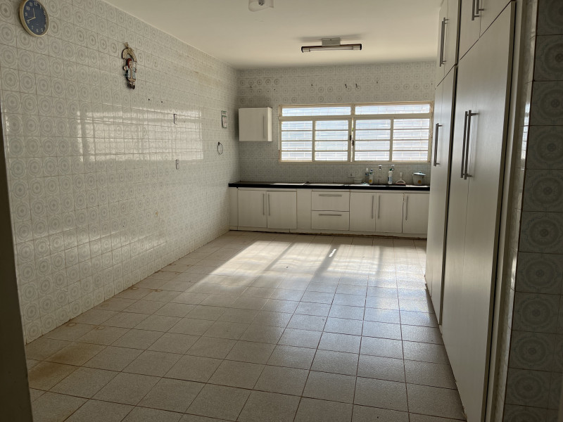 Casa à venda Centro com 211920m² e 4 quartos por R$ 950.000 - 912099752-img-8238.jpeg