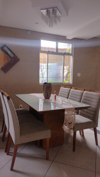 Casa à venda Jardim Leblon com 224m² e 4 quartos por R$ 690.000 - 806325784-img-20221216-152041796.jpg