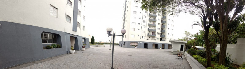 Apartamento à venda Vila Londrina com 55m² e 2 quartos por R$ 285.000 - 2020097270-patio-terreo-3.jpg