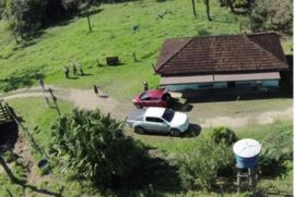 Sítio à venda Centro com 560000m² - 2 dormitórios -  vagas - R$ 630.000 - 1033150827-398fcba1-868e-4890-b51c-b93e915fb1a7.jpeg