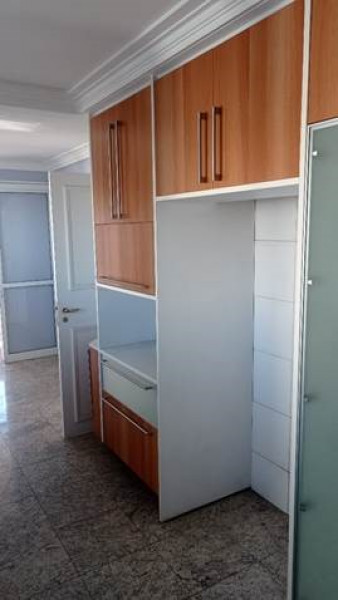 Apartamento à venda Centro com 195m² e 4 quartos por R$ 2.250.000 - 773594205-apto-zanus-08.jpg
