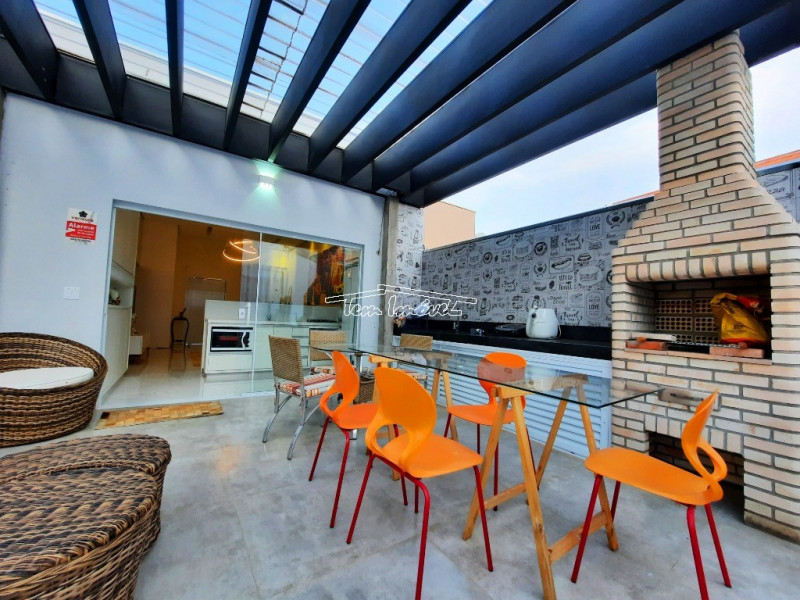 Casa à venda AH com 130m² e 3 quartos por R$ 690.000 - 1150627755-foto22.jpg