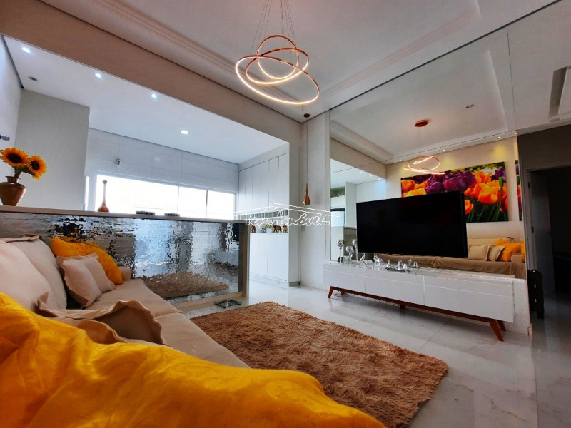 Casa à venda AH com 130m² e 3 quartos por R$ 690.000 - 2146616087-foto1.jpg