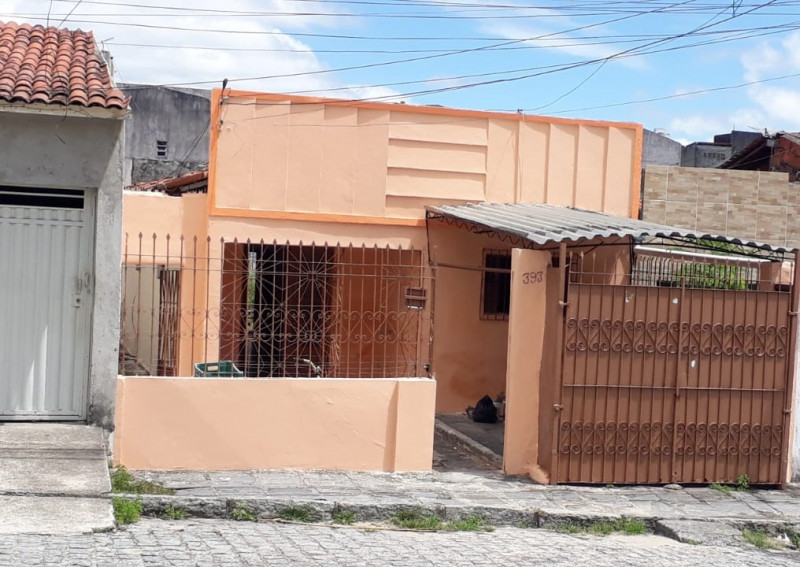 Casa à venda Monte Castelo com 196m² e 3 quartos por R$ 120.000 - 1192005765-c.jpeg