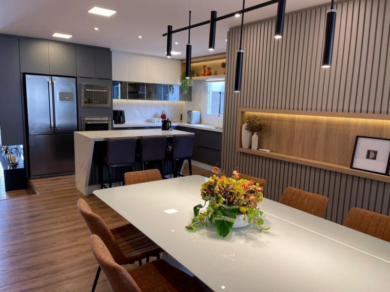Casa à venda Pedra Branca com 229m² e 3 quartos por R$ 2.299.000 - 1163385545-d5e76e62-1604-46e2-9257-66d3356c2cf3.jpeg