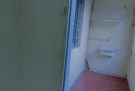 Casa à venda São Mateus com 168m² - 2 dormitórios -  vagas - R$ 95.000 - 615324162-img-20230404-1729177482.jpg