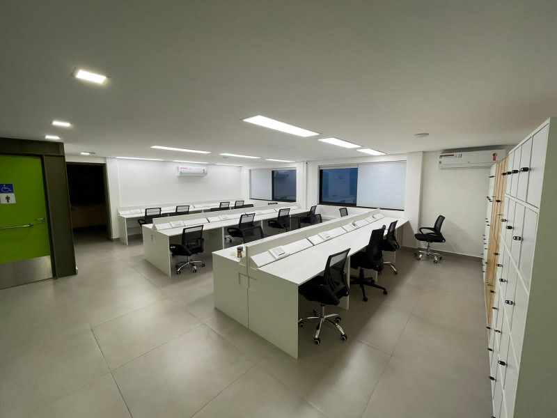 Comercial para alugar Alto de Pinheiros com 20m² e 1 quarto por R$ 1.100 - 1832224185-posicao-compartilhada.jpeg