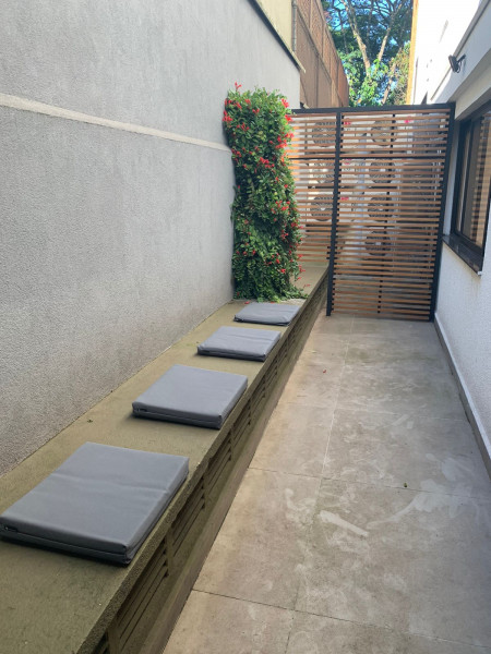 Comercial para alugar Alto de Pinheiros com 20m² e 1 quarto por R$ 1.100 - 861172611-espaco-externo.jpeg