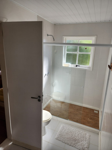 Casa de condomínio à venda Pedro do Rio com 150m² e 4 quartos por R$ 900.000 - 1538559899-2b262c8c-8e11-4c8e-a3c5-2bdde6edc844.jpg